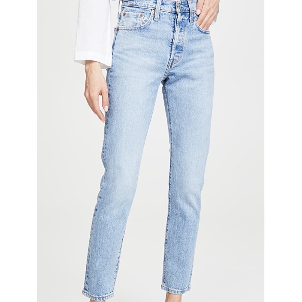 Levi’s NWT 501 Skinny Jeans - 26w & 28l